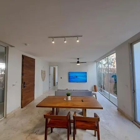 Vita Tulum